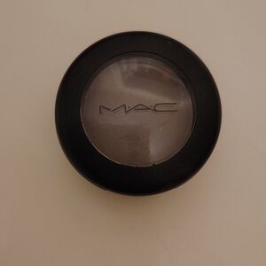 MAC Cosmetics Eyeshadow Single — Copperplate